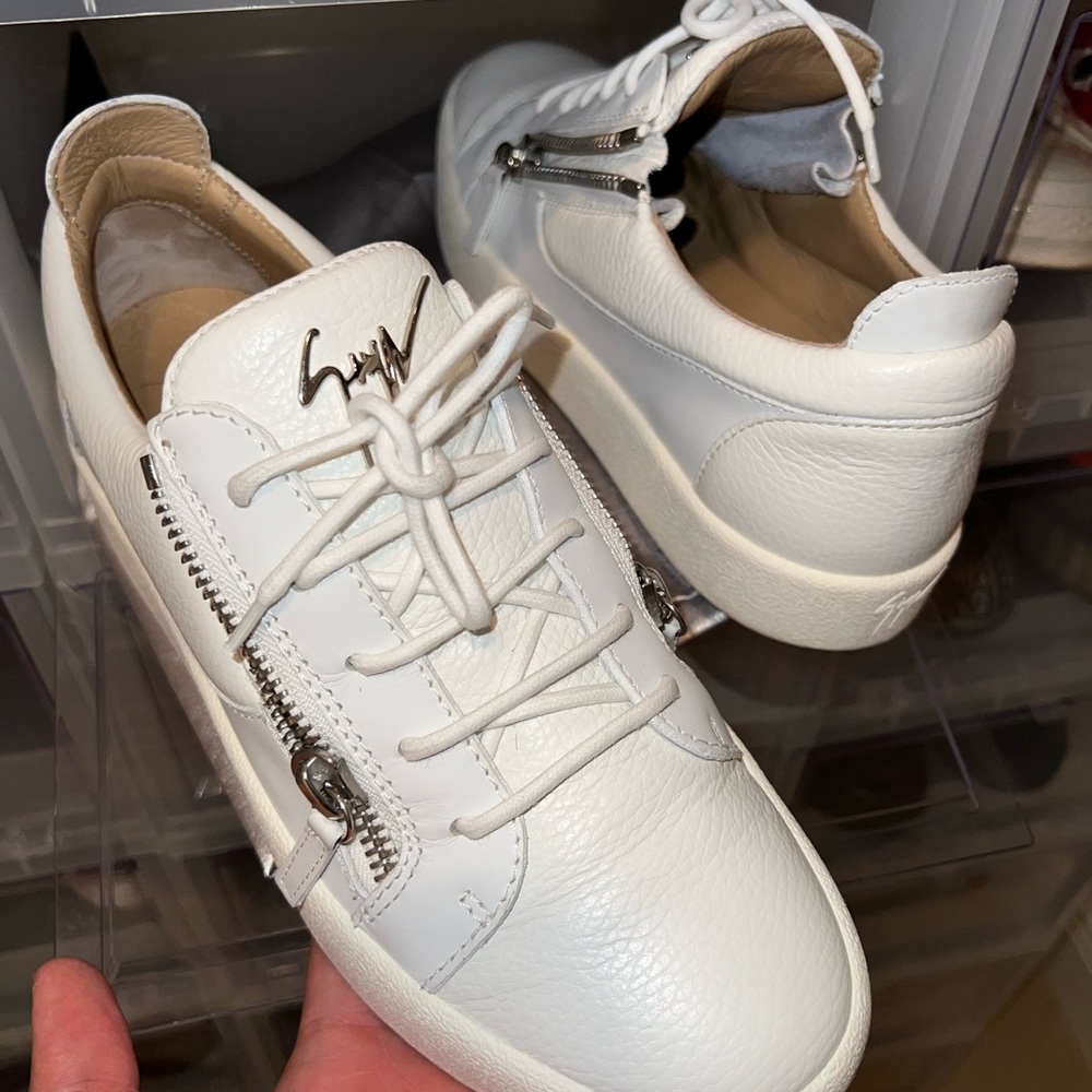 Giuseppe Zanotti Men’s Side Zip Low Top Sneakers